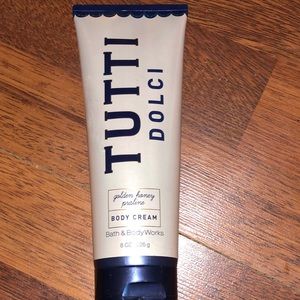 BRAND NEW Bath & Body Works Tutti Dolci bundle!